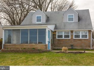 1011 Dale Rd, Secane, PA 19018