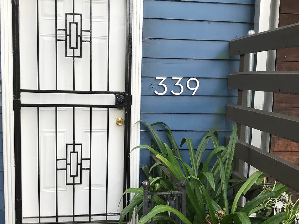 337 Lowerline St #339