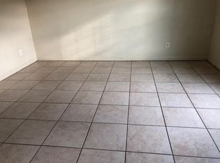 9 Beau Rivage Dr, Glassboro, NJ 08028