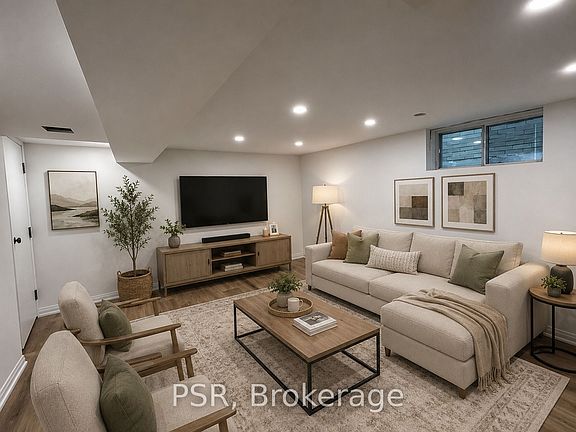3rd image of 25 Coulson Ave
