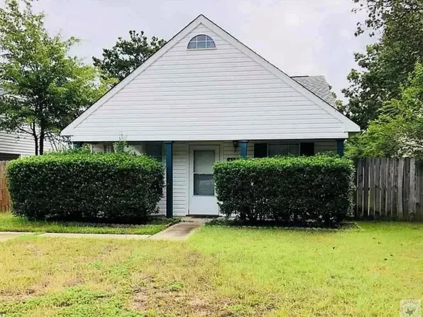 4204 Christie Cir, Texarkana, AR 71854