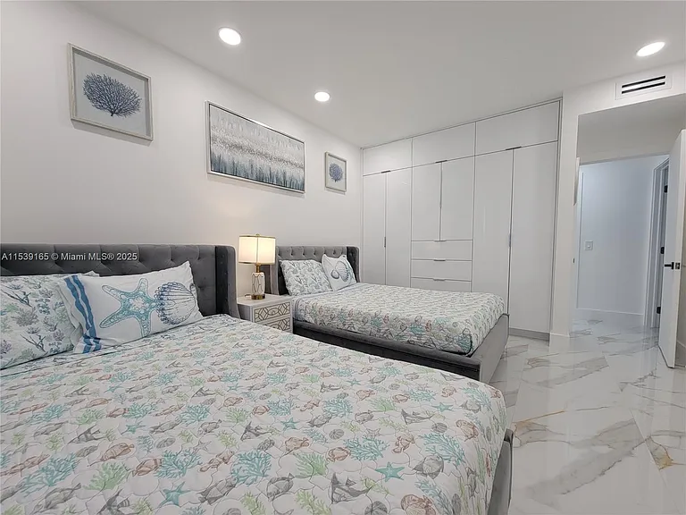 3505 S Ocean Dr #1509 — Photo 25