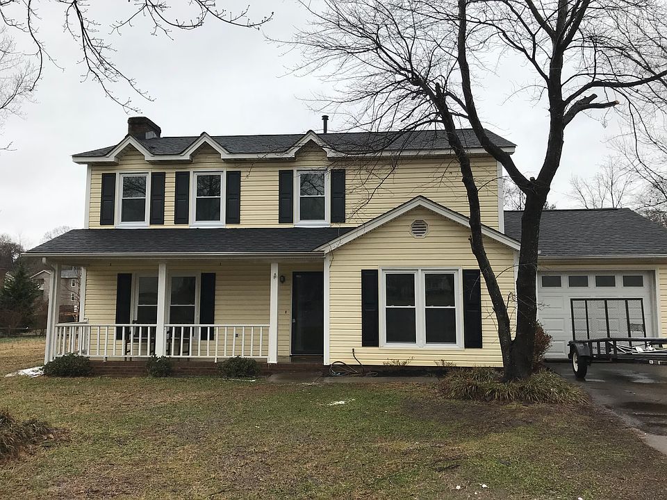 1st image of 946 Cathedral Dr