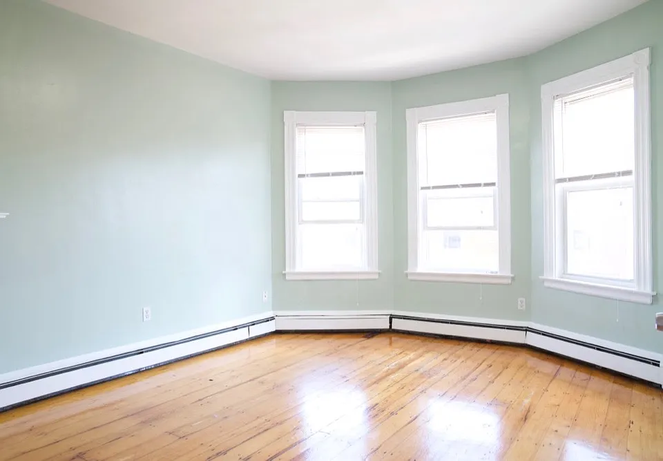 17 Burney St #3