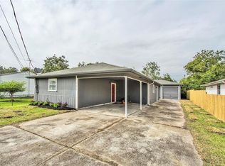 225 S Cobb St, Texas City, TX 77591