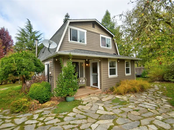 5813 Boston Harbor Road NE, Olympia, WA 98506