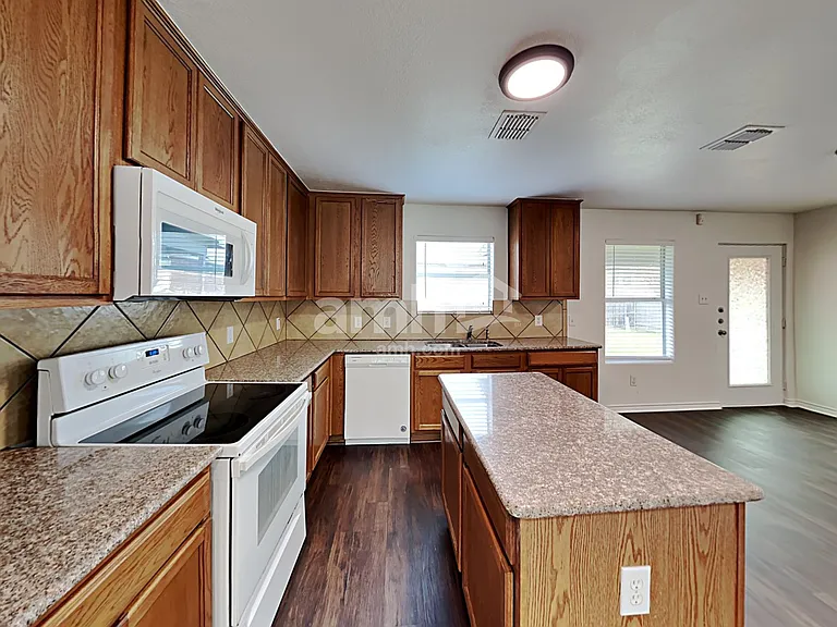12301 Arbor Lake Rd — Photo 3