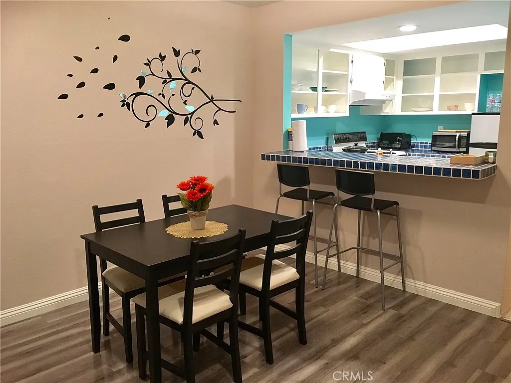 1 bed, 682 sqft, $1,960 — Photo 4