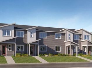 711 Merriott Ln, Woodburn, OR 97071