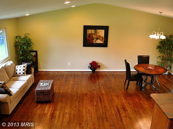 4th image of 4711 Aspen Hill Rd