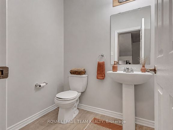 4th image of 109 Falabella St