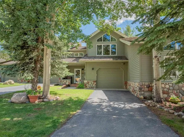 18 Saint Andrews Circle #18, Crested Butte, CO 81224