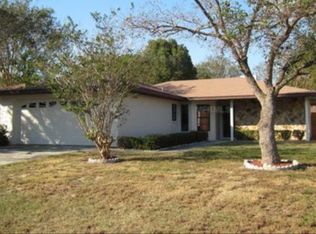 909 Hillgrove Ln, Auburndale, FL 33823