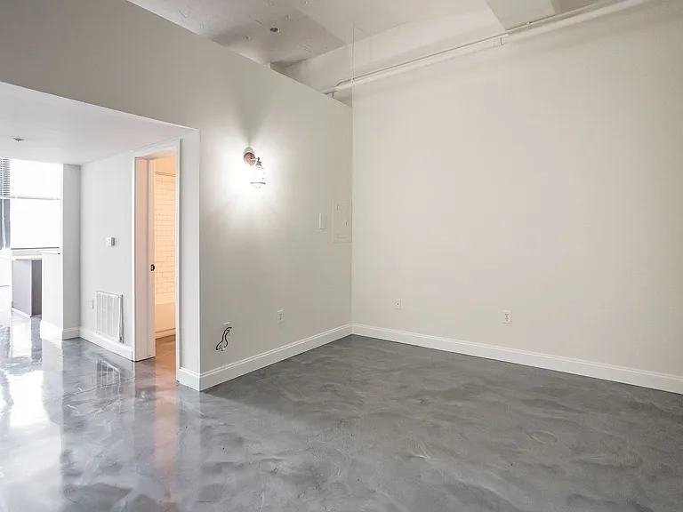 Garfield Lofts — Photo 31
