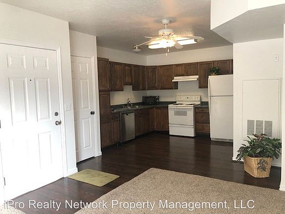 3rd image of 8055 W Copperfield Pl Unit 11
