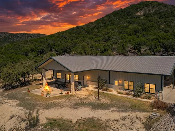 190 Fm 2748, ConCan, TX 78838