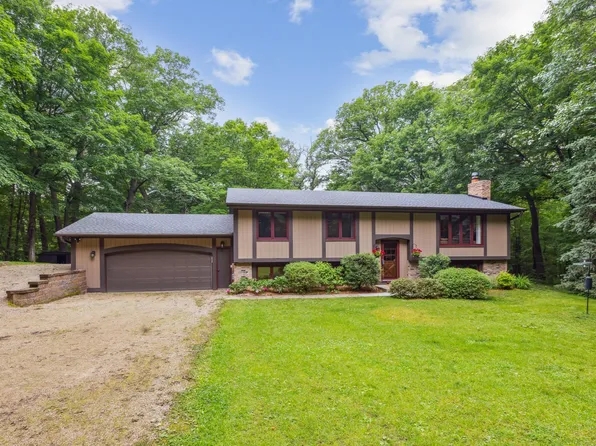 575 N Branch Rd, Maple Plain, MN 55359