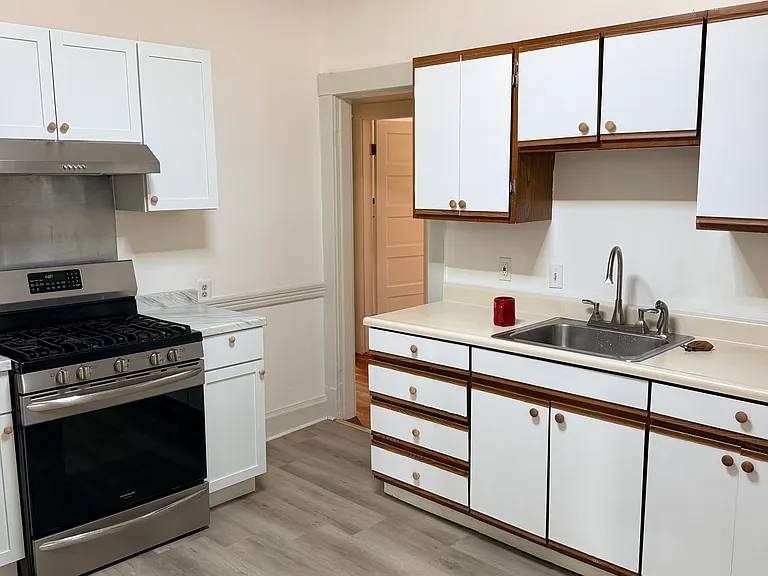 62 Firglade Ave #1 — Photo 6