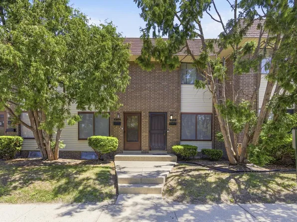 6126 W Port AVENUE, Milwaukee, WI 53223