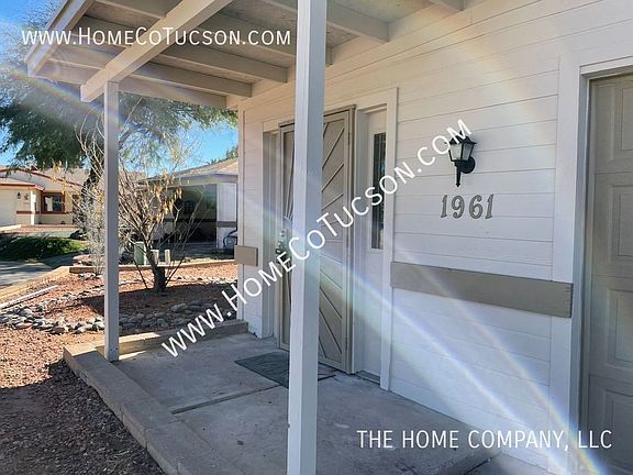 2nd image of 1961 W Applecreek Pl