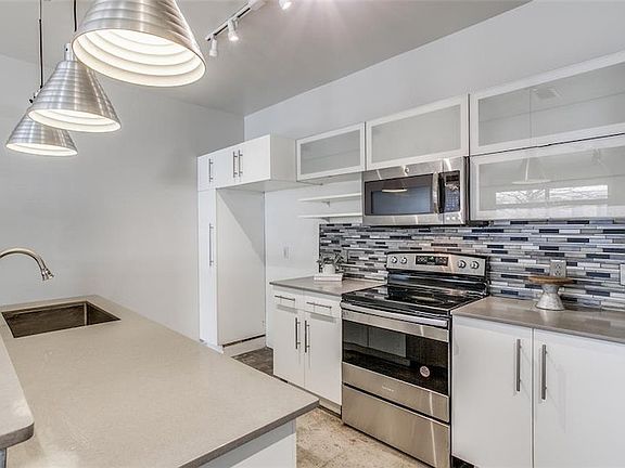 5th image of 1111 S Akard St #20561