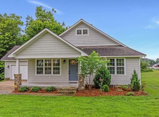 182 Creek Dr, Rainsville, AL 35986