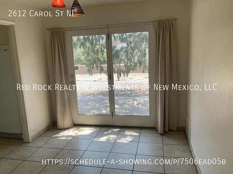 2612 Carol St NE — Photo 7