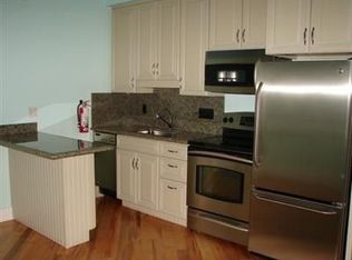 818 Whitehead St APT 3, Key West, FL 33040
