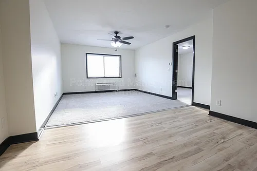 Floor plan 1 Bedroom 1 Bath