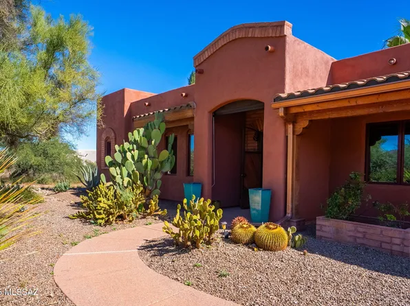 90 Elliot St, Tubac, AZ 85646