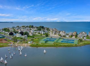 259 W Shore Ave, Groton, CT 06340