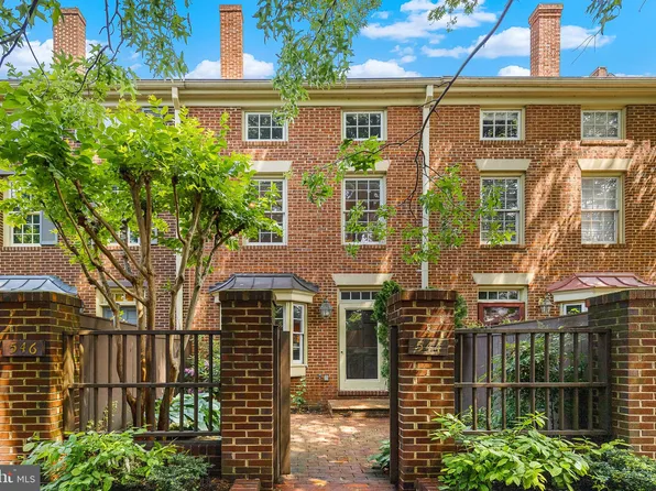 544 N Saint Asaph St, Alexandria, VA 22314