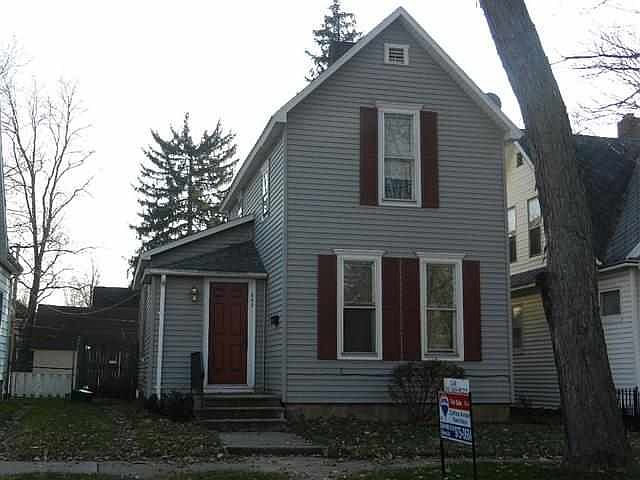1st image of 645 Milwaukee Ave