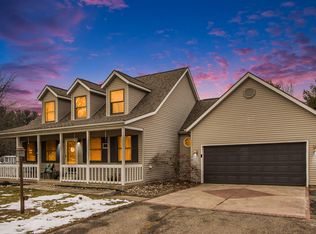 17202 Cherokee Trl, Three Rivers, MI 49093