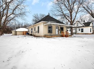 318 S Cranmer St, Conway Springs, KS 67031