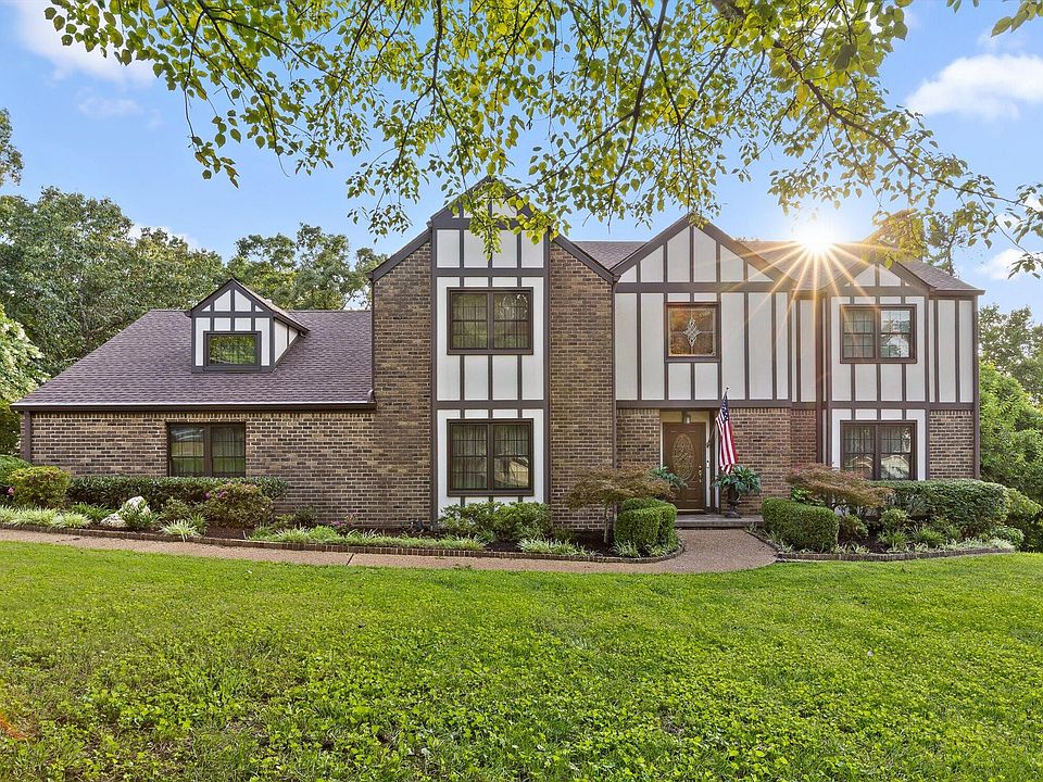 1st image of 7819 Stonehenge Dr