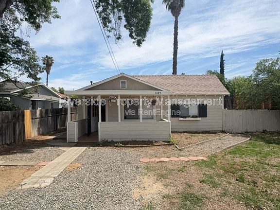2nd image of 4185 Selma Ave