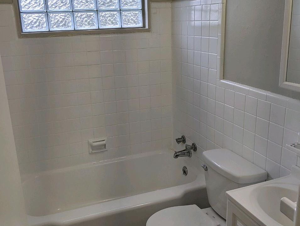 Fully renovated bathroom