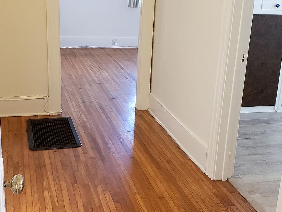 Large entry hall