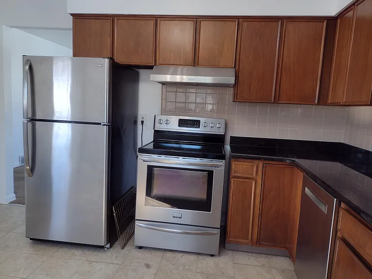 4094 N Zuni St — Photo 15