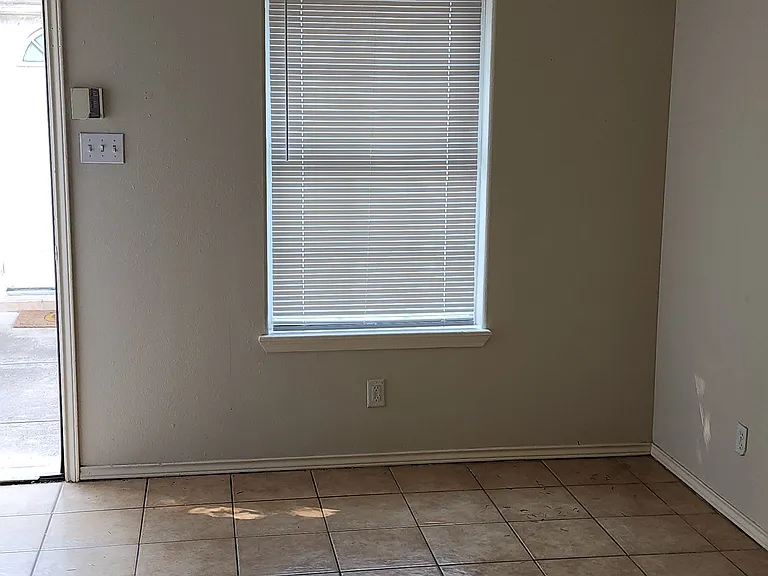 803 N Cross Ln #1 — Photo 5