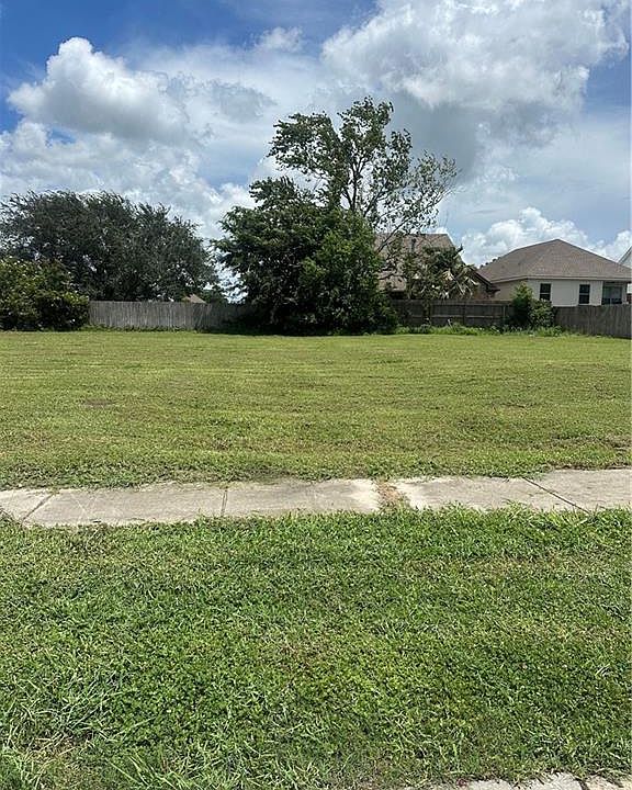 2nd image of 8325 Creole Dr