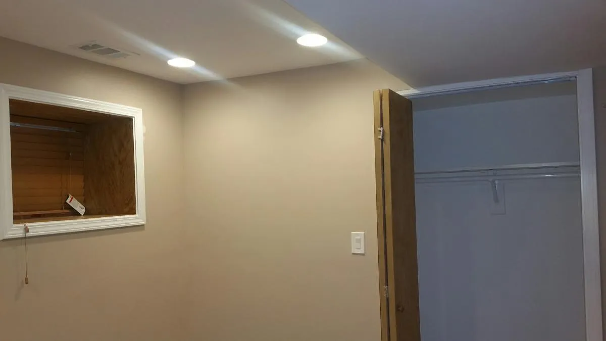 2 bed, 1200 sqft, $1,800 — Photo 3