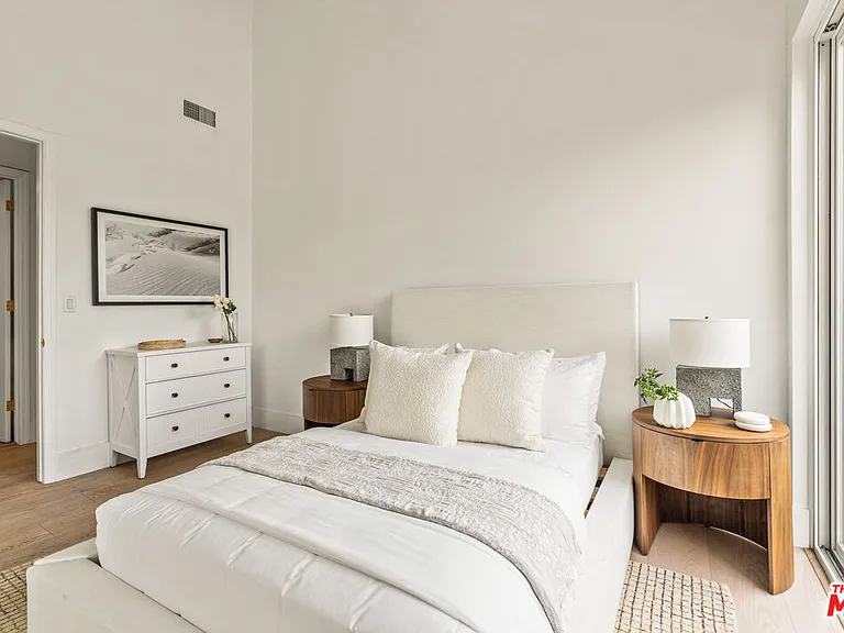1277 S Beverly Glen Blvd #408 — Photo 31