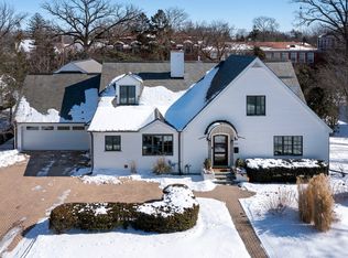 201 Linden St, Winnetka, IL 60093