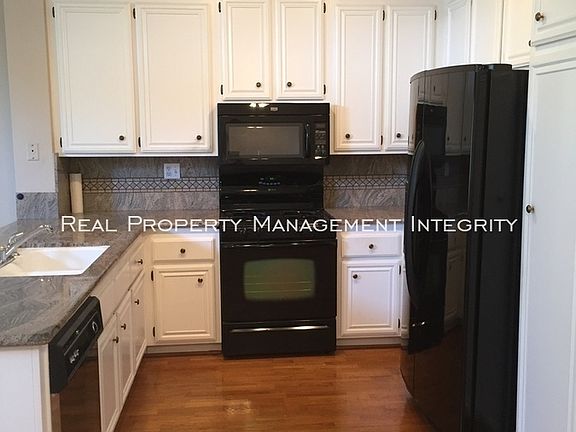 5th image of 4861 Bermuda Dunes Ave