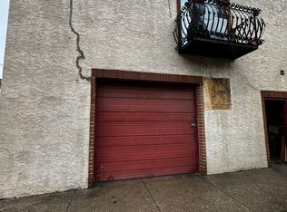 901 Cantrell St, Philadelphia, PA 19148