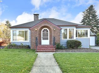 12406 SE Mill St, Portland, OR 97233