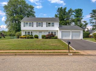 45 Girard St, Marlboro, NJ