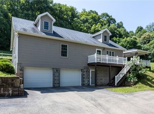 509 Quail Hill Rd, Normalville, PA 15469